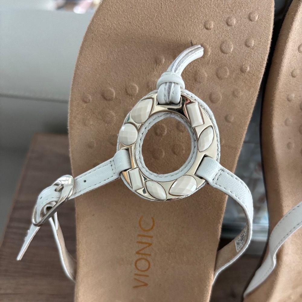 Vionic Rest Ricci Sandal White Sz 8 - Picture 2 of 9